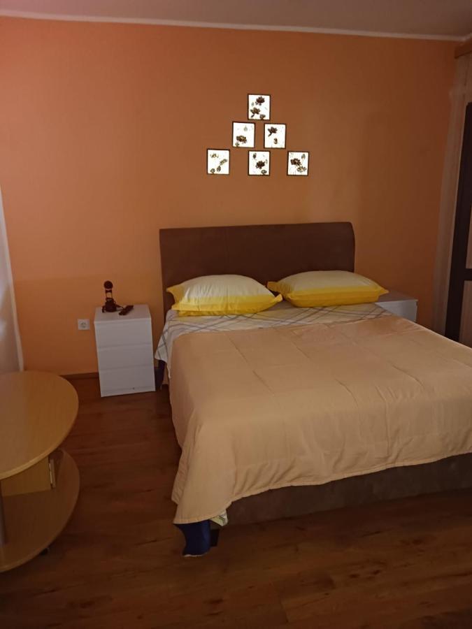 Apartmani Valerija I Joso Bibinje Kamer foto